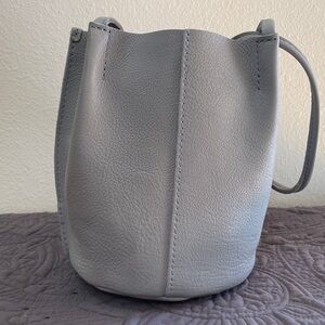 Portland Leather Devan